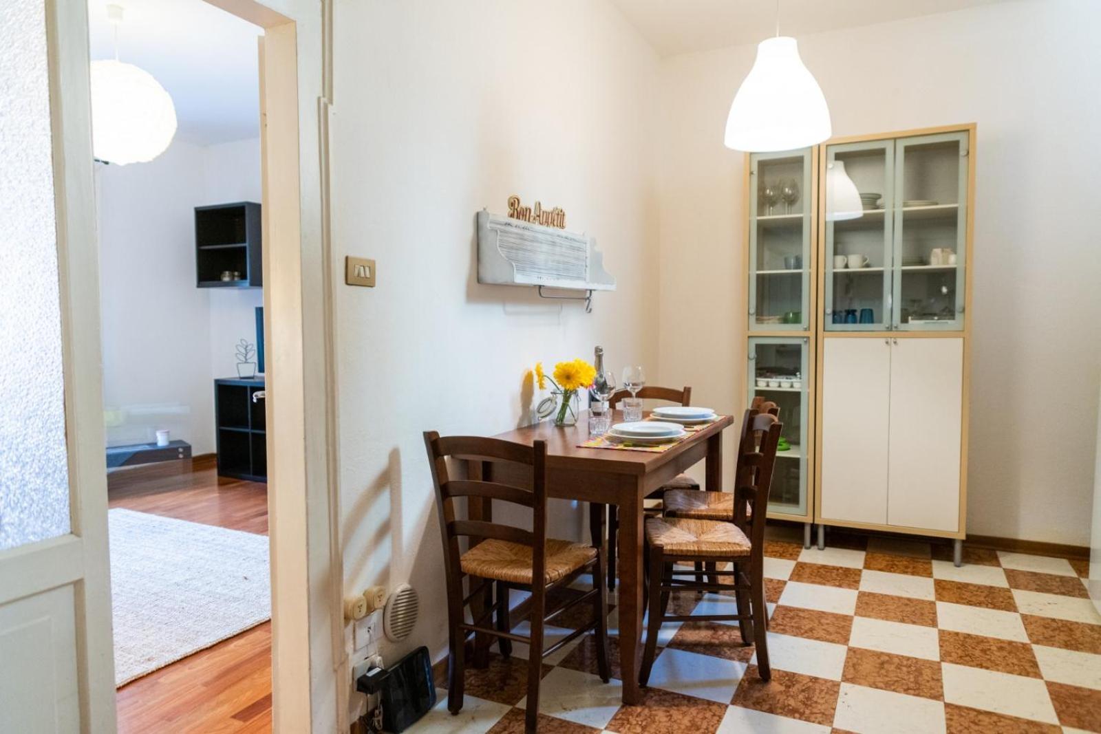 Domus Verona - Accogliente Residenza Rocchetto A 25Mt Da Piazza Erbe Extérieur photo